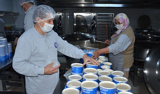 Alanya Aşevi ihtiyaç sahiplerini yalnız bırakmadı