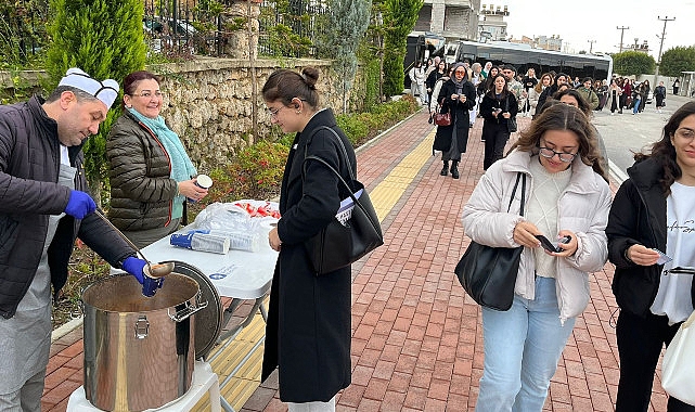 Alkü’lü öğrencilere çorba ikramı