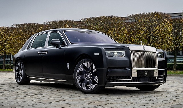 Rolls-Royce Phantom’dan 100. yılına özel ejderha teması