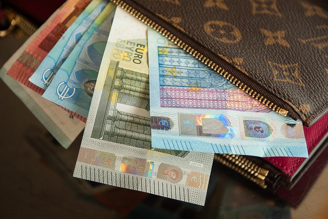 Euro Döviz Bürosunda Ne Kadar? Euro Döviz Bürosunda Ne Kadar?